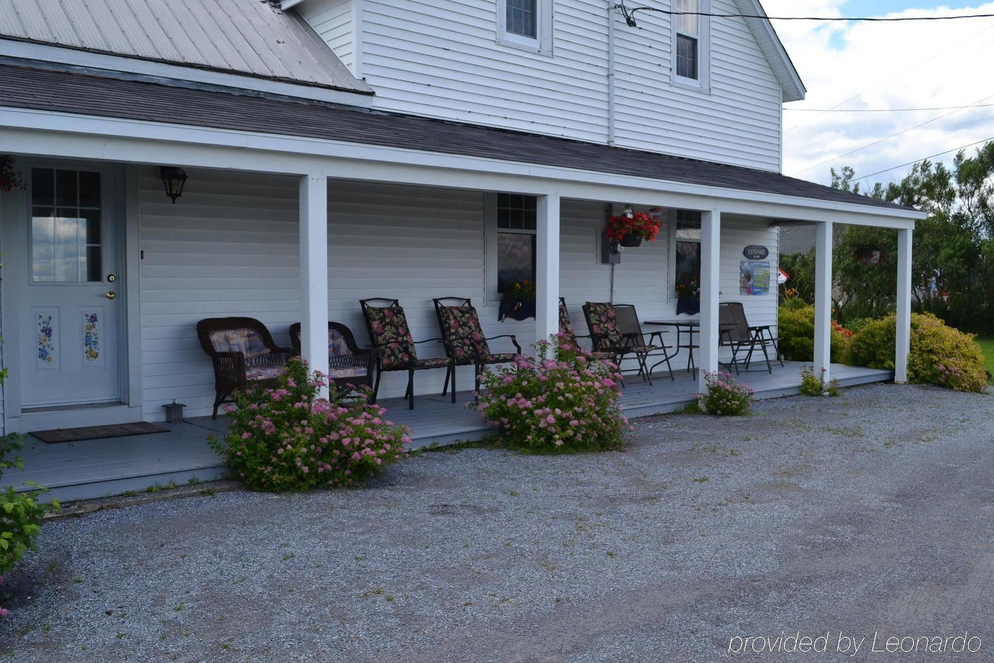 Moore'S Specialties Fundy Bay House Rental Gardner Creek Exteriör bild