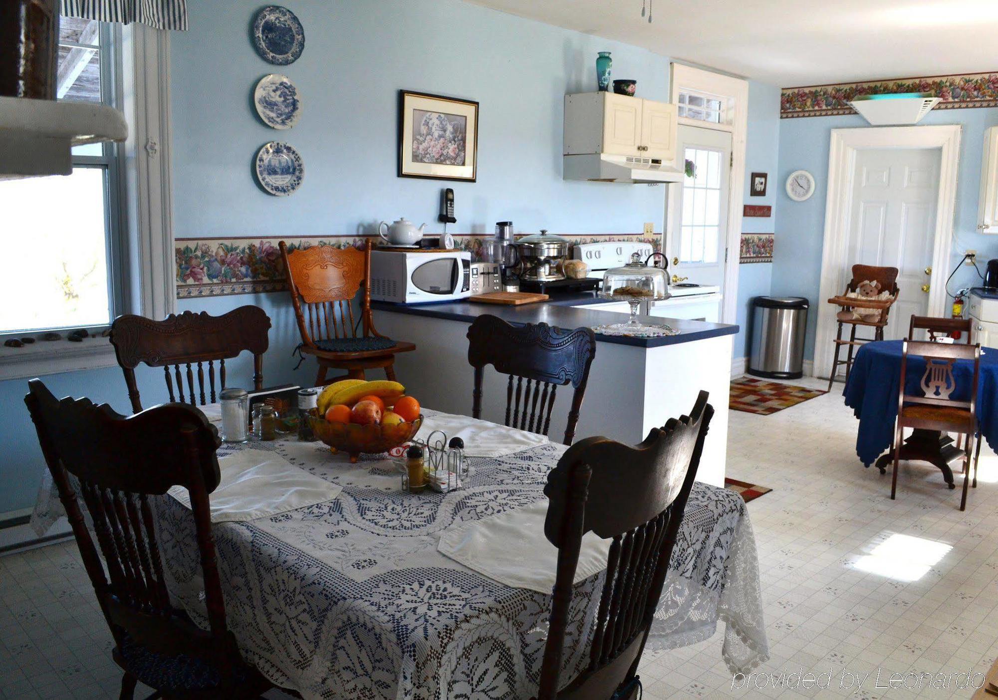 Moore'S Specialties Fundy Bay House Rental Gardner Creek Exteriör bild