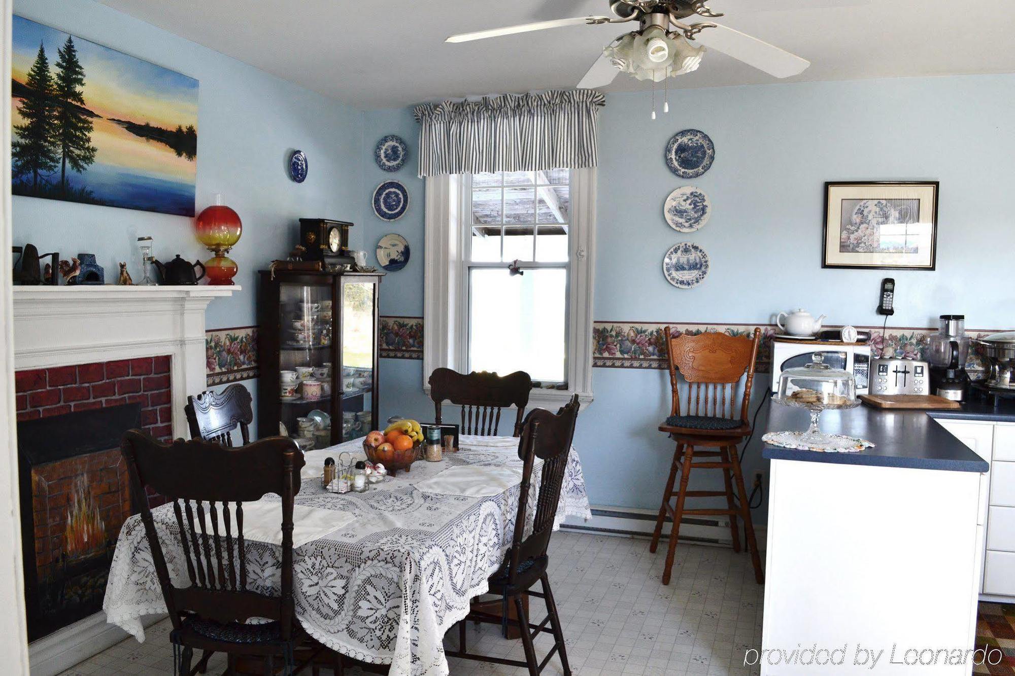 Moore'S Specialties Fundy Bay House Rental Gardner Creek Exteriör bild