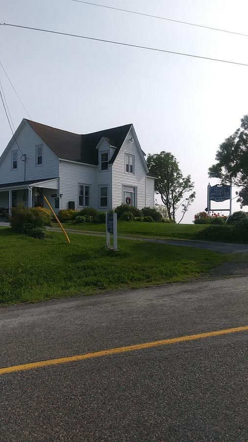 Moore'S Specialties Fundy Bay House Rental Gardner Creek Exteriör bild