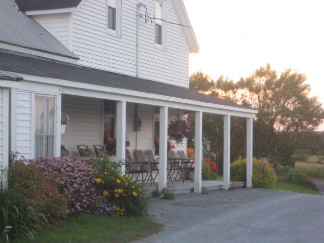 Moore'S Specialties Fundy Bay House Rental Gardner Creek Exteriör bild
